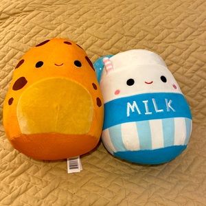 Squishmallow “milk & cookies” soft toys